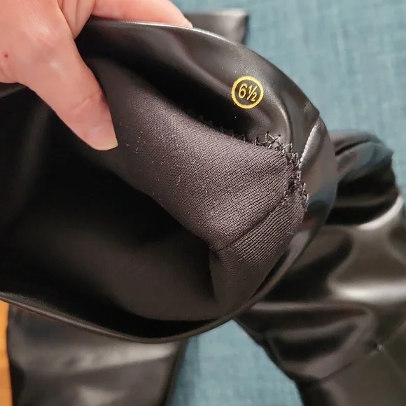 Over The Knee Black Boots - Picture 12 of 13